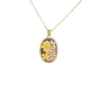 NEW Boutique dried floral acrylic gold‎ finish chain necklace